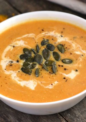 Thai sütőtökkrémleves recept fotója