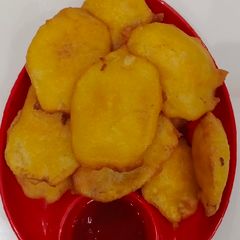 A picture of Aalu pakoda.