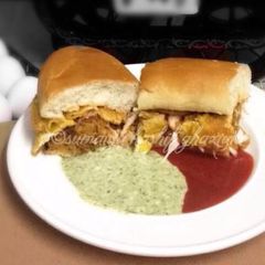 A picture of Andaa Shami Burger.
