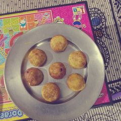 A picture of #Crispy potato stuffed peas appe.
