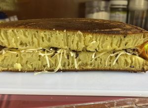 Foto resep Terang Bulan/ Martabak Manis Teflon (Takaran Sendok)