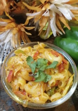 मैक्रोनी (Macaroni recipe in hindi) रेसिपी मुख्य फोटो