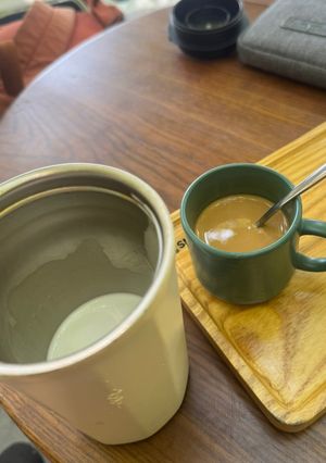 Hình của món Espresso với Kem Dừa Ayam EatWell.