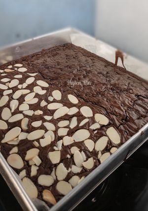 Foto resep Fudgy Brownies Shiny Crust
