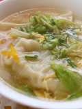 Gyoza with Lettuce and Egg Soup