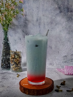 Foto resep 561.Es Susu Telang Creamy