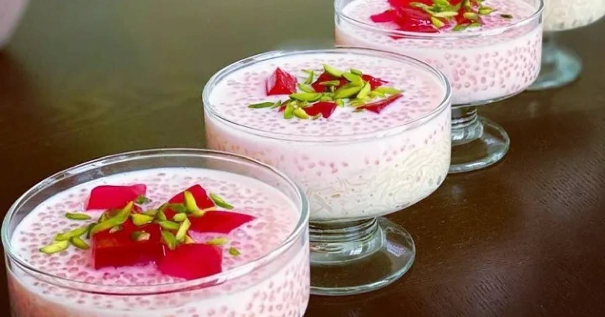 Strawberry Falooda Recipe By Sarita Srivastava Cookpad