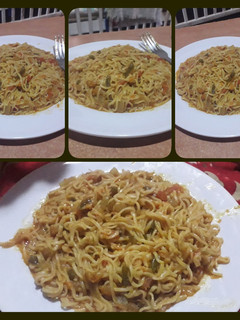 वेजिटेबल मॅगी (vegetable maggie recipe in marathi) रेसिपी चे मुख्य फोटो