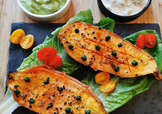 Patate douce rôtie avec guacamole maison et tzatziki maison