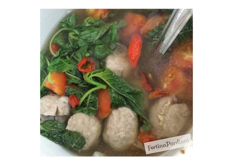 Sayur Bayam Kuah Asam Pedas