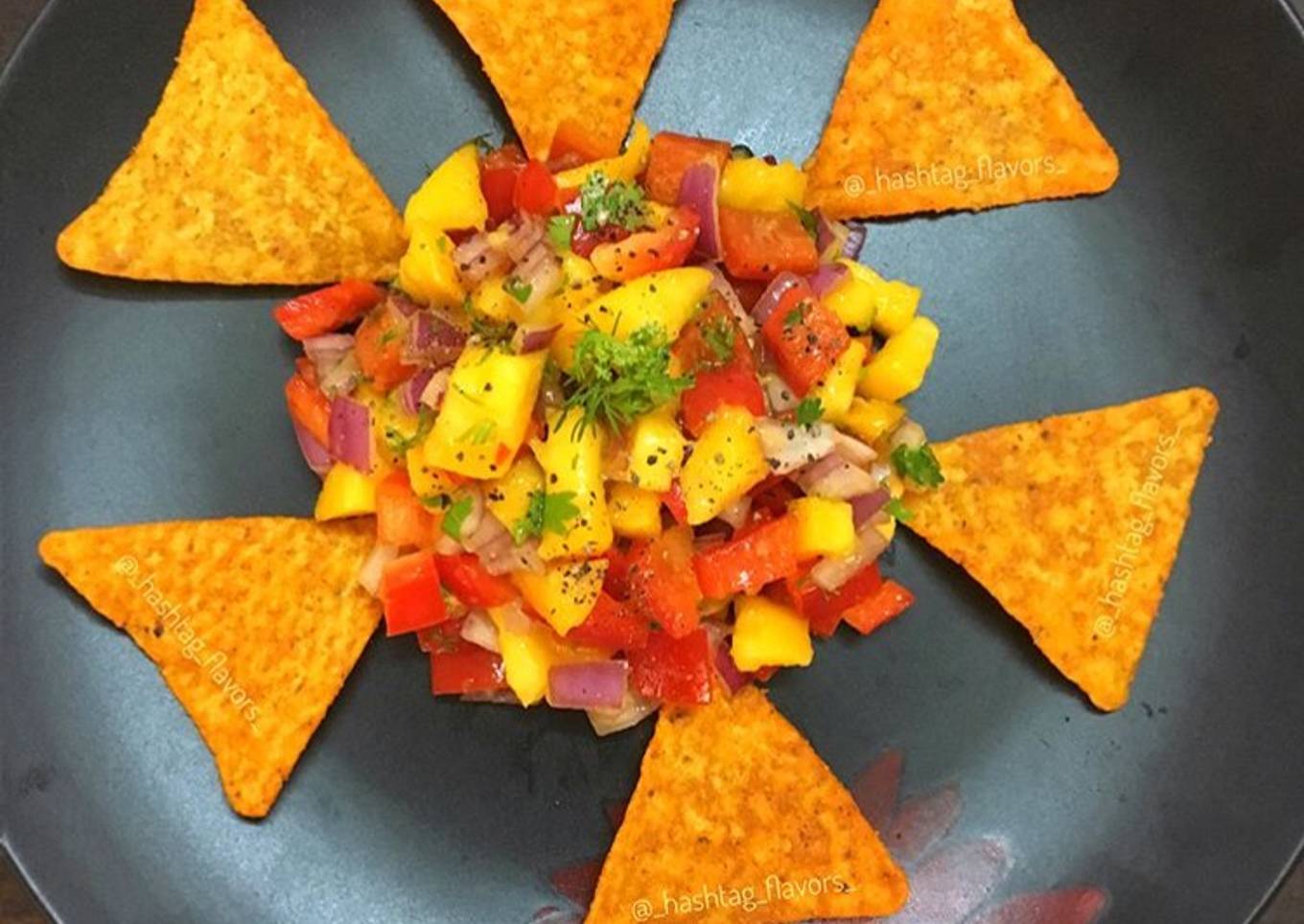 Mango Salsa Salad