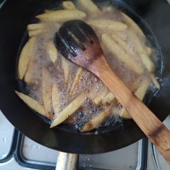 A picture of Potato chips.