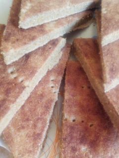 صورة لوصفة كسرة القمح الكامل 🥖 بزيت الزيتون