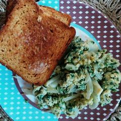 A picture of Spinach eggs.