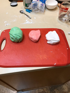 A picture of Marshmallow Fondant.