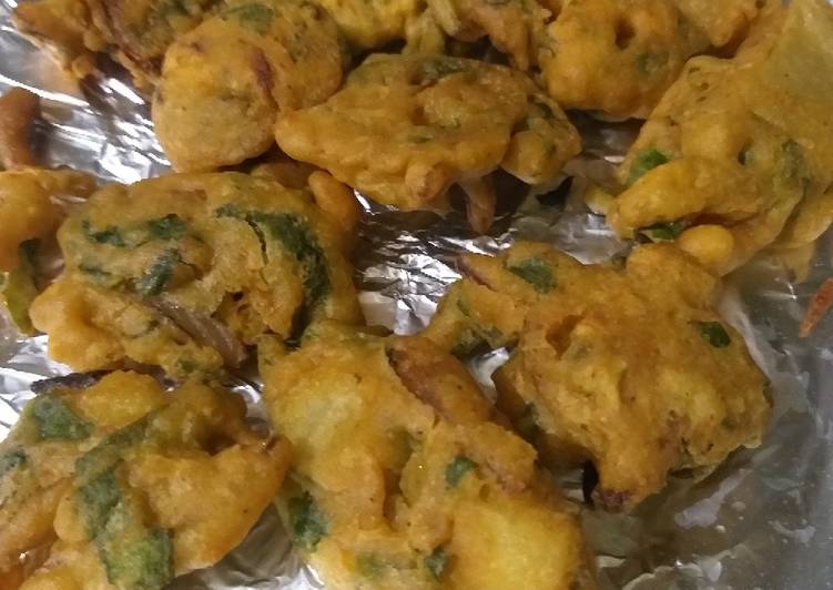 Step-by-Step Guide to Make Quick Mix Pakora