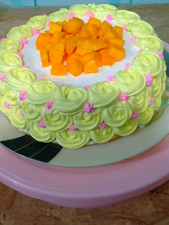 A picture of Fresh mango cake (1 pound).