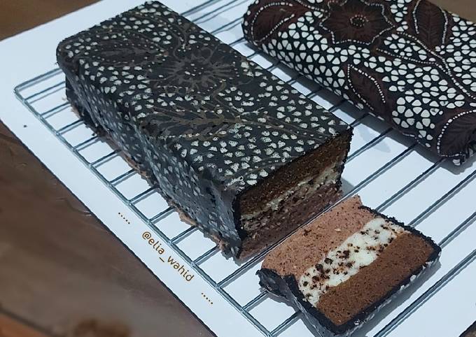 Resep Trio Chocomoca Batik Cake Oleh Elia Wahid Cookpad