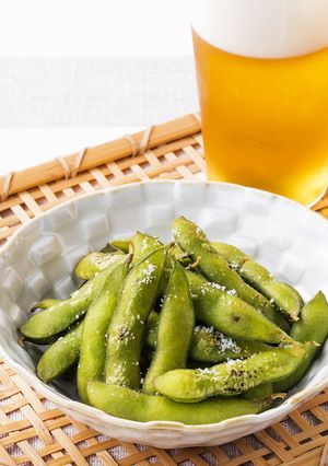 A picture of Fluffy Pan-Roasted Edamame.