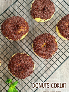 Foto resep DoNat Coklat super montok, empuk dan lembut