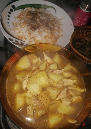 صورة لوصفة يخنة البطاطا بالدجاج 😍