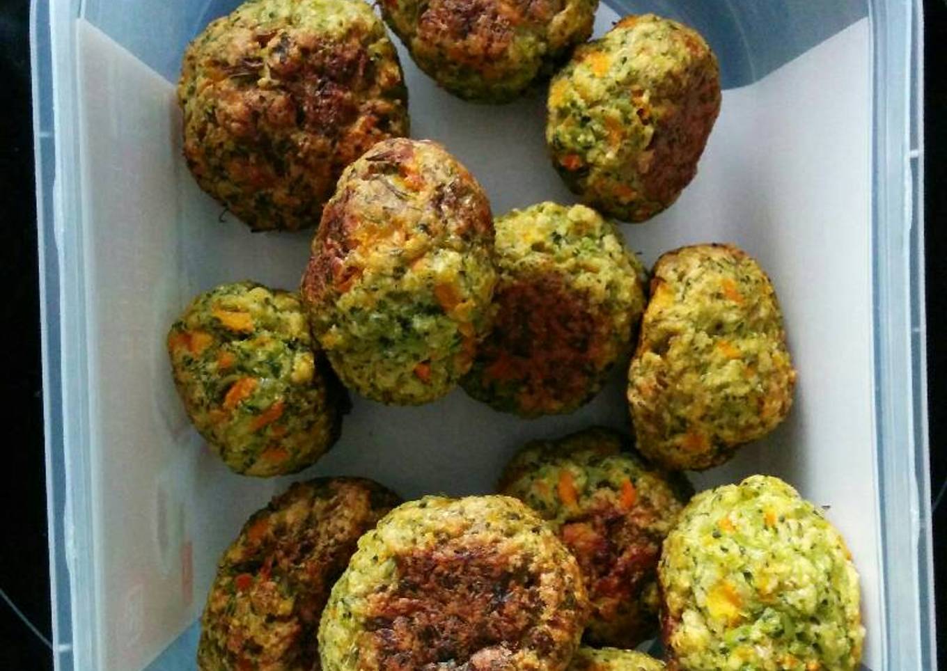 Albóndigas de brócoli, zanahoria y queso