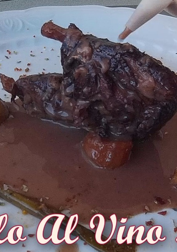 Una foto de Codillo al Vino tinto