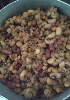 ভুনা মিক্স ডাল (bhuna mix dal recipe in Bengali) রেসিপির প্রধান ছবি