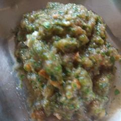 A picture of Matar ki chutney.