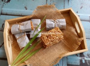 Foto resep Oat and Honey Granola Bars