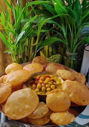 আলু মশলা পুরি (aloo masala puri recipe in Bengali) রেসিপির প্রধান ছবি