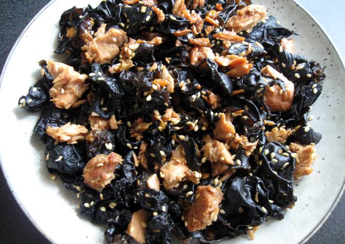 Black Fungus &amp; Tuna ‘Tsukudani’