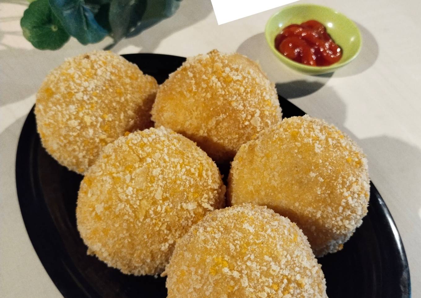 368.Donat Crunchy isi Abon empuk banget (roti goreng abon)