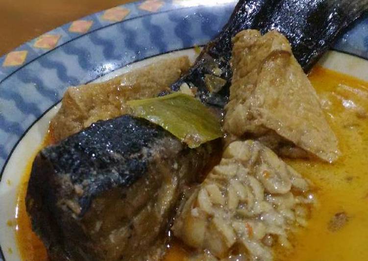 Cara mudah memasak Mangut Kuah Pedas, Enak Banget