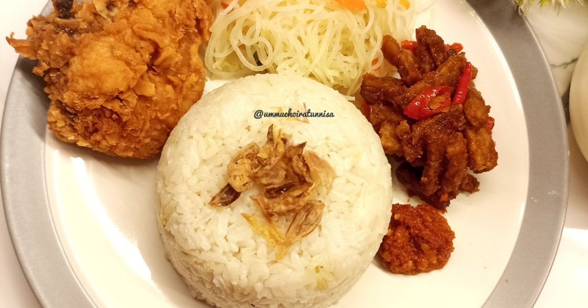 Nasi Uduk Betawi Komplit