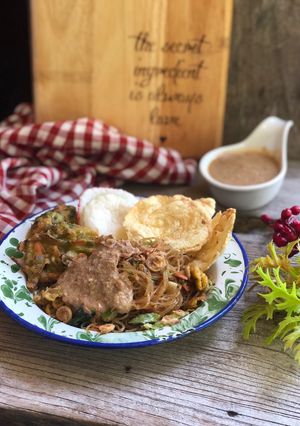 Foto resep Bihun Goreng Sambal Kacang (Betawi)