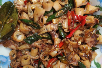 Cara Membuat Oseng Cumi Asin Pedas Murah