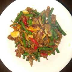 A picture of Tumis kacang panjang teri tempe pedas.