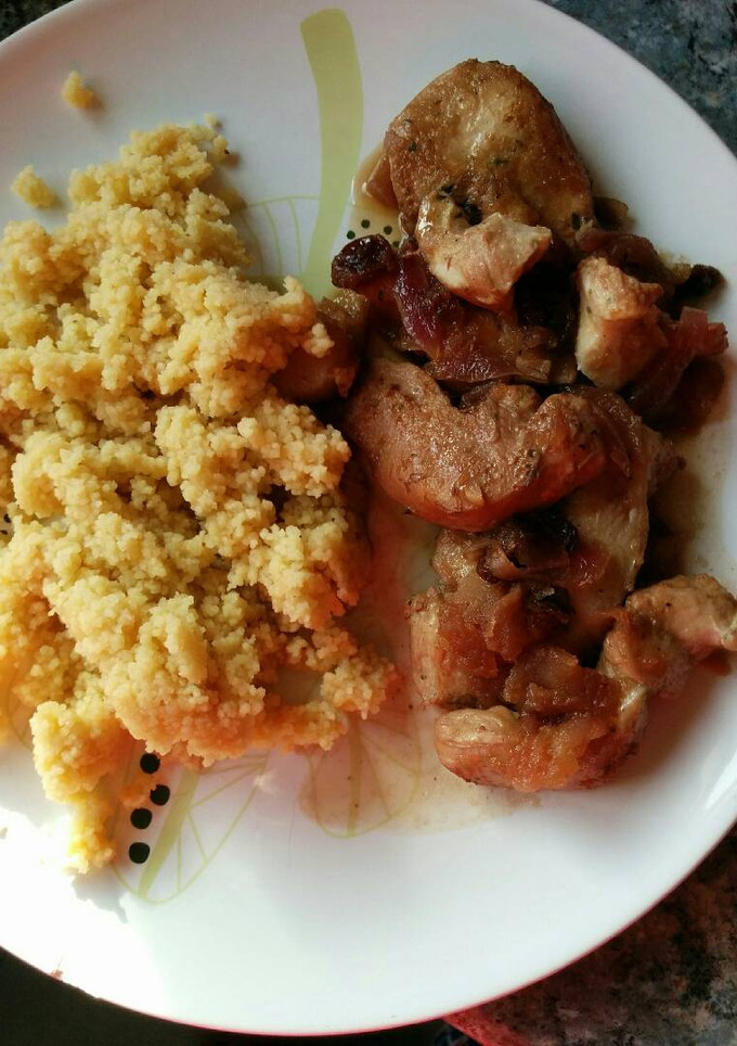 Una foto de Pollo árabe con cuscus
