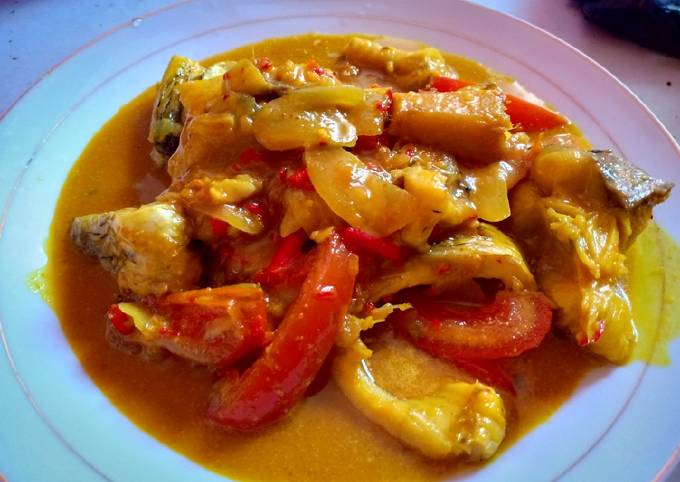 Resep Ikan Mas Kuah Kuning, Enak