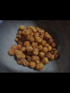 Una foto de Snack de garbanzos en la freidora de aire!!