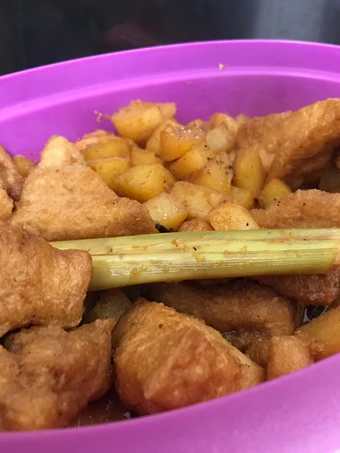 Langkah Mudah untuk Membikin Resep Semur kentang tahu kulit (tahu Pong) yang Bikin Ngiler Anti Ribet, Uenak Banget