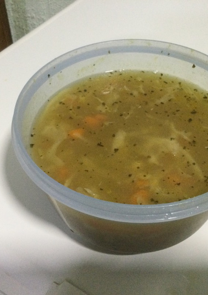 Una foto de Sopa de col, zanahoria y papa