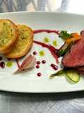 Roast Beef con pan de ajo