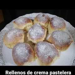 Una foto de Bollos caseros de crema pastelera