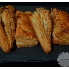 A picture of Chicken Puff Pastry.