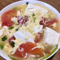 A picture of Tomato and Tofu Soup.