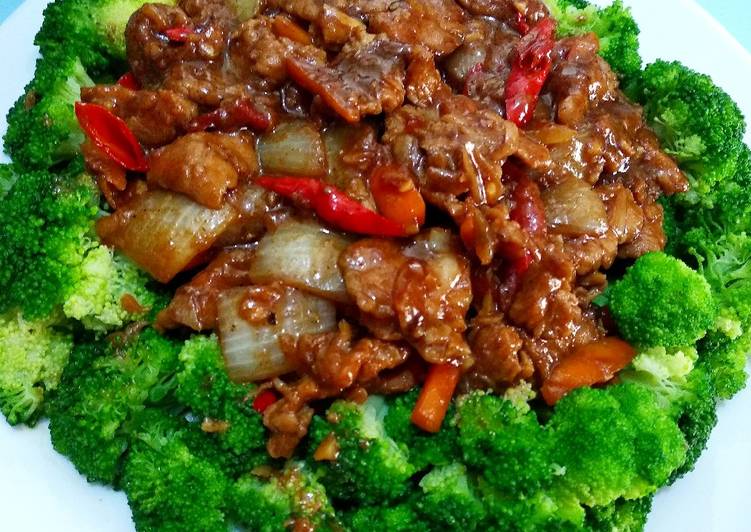 Resep Brokoli Sapi Lada Hitam yang sempurna