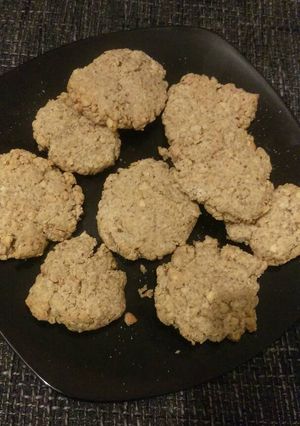 A picture of Eggless and flourless, oat and peanut butter cookies.