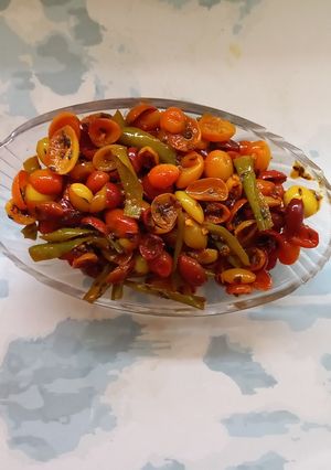 A picture of Karonda pickle.